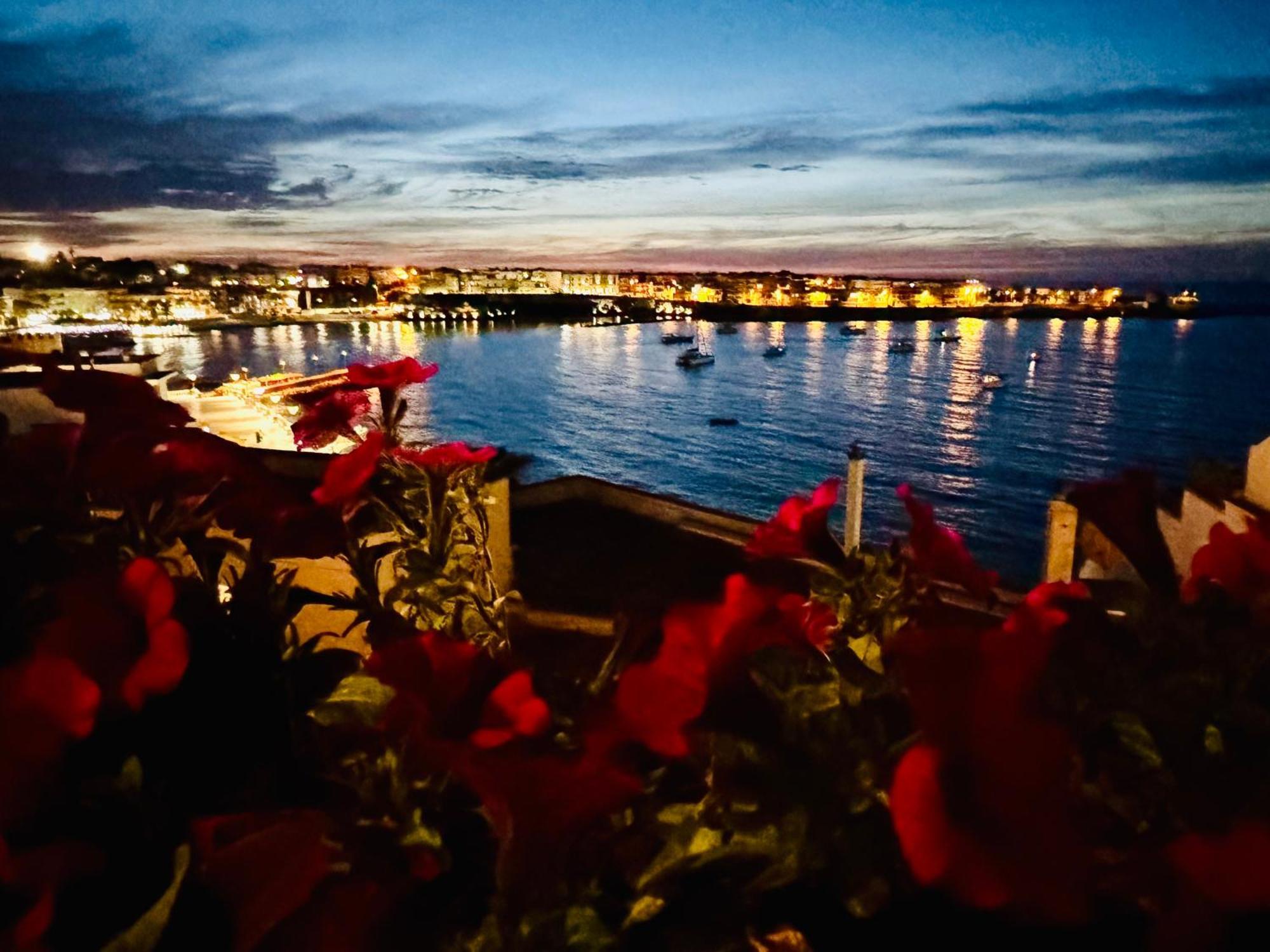 Dimora Del Sole Luxury And Charm Apartment Otranto Esterno foto